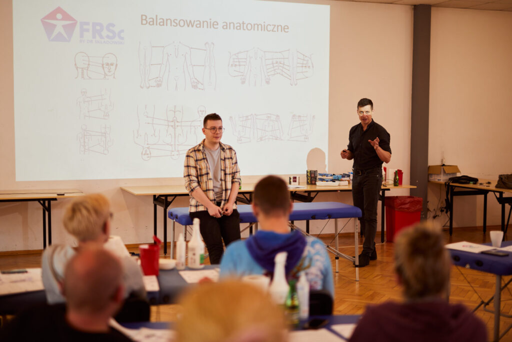 Leczenie łokcia tenisisty metodą Master Tung i koncepcjami FRSc - Szkolenia FRSc