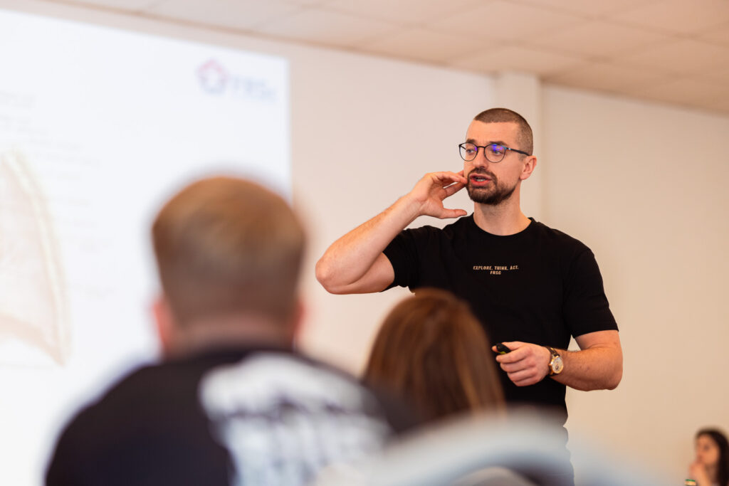 Bartłomiej Kruk - Szkolenia FRSc